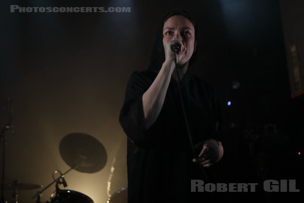 ESBEN AND THE WITCH - 2023-05-29 - PARIS - Petit Bain - Rachel Anna Davies
